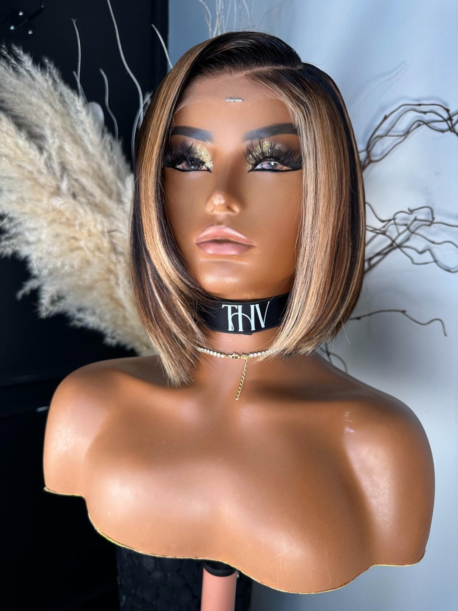 Sassy Highlight closure Wig - The Hair Vixens