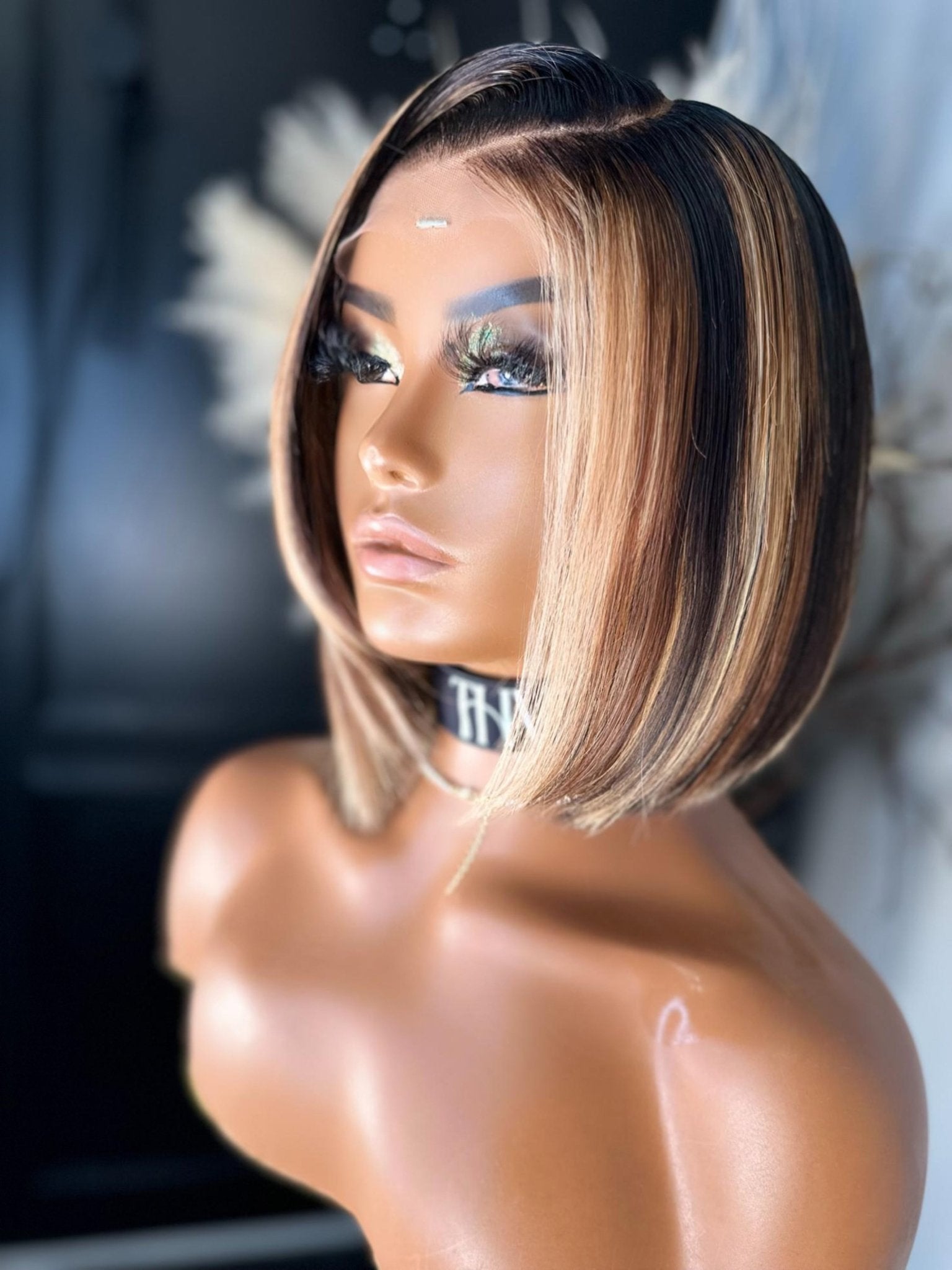 Sassy Highlight closure Wig - The Hair Vixens